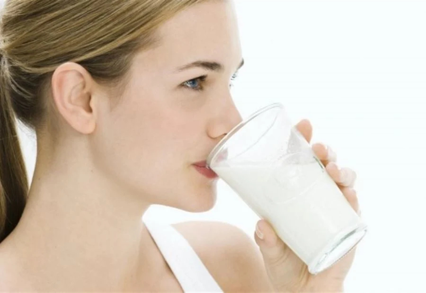 ما هو التوقيت المثالي لشرب الحليب؟