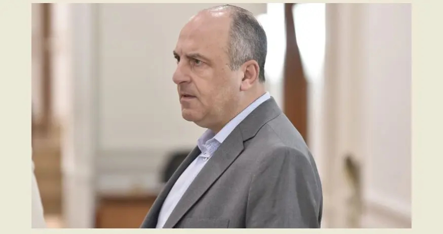 بو عاصي: ايران تعتبر نعيم قاسم سفيرها في لبنان