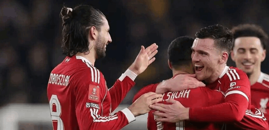 بعد محمد صلاح.. من سيرحل من ليفربول؟