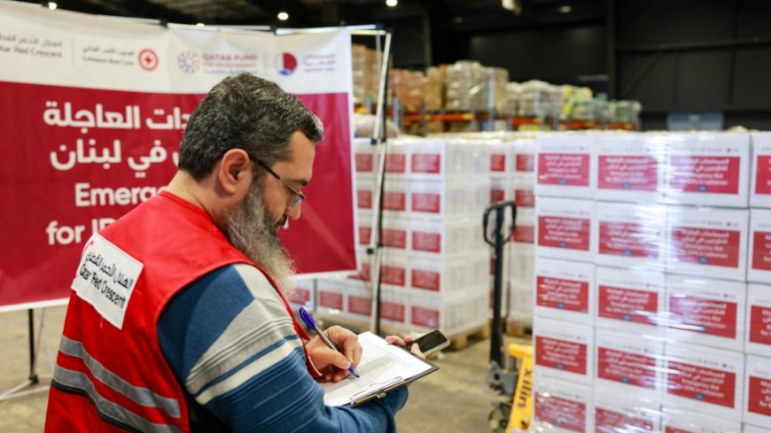 مساعدات قطرية تصل لبنان
