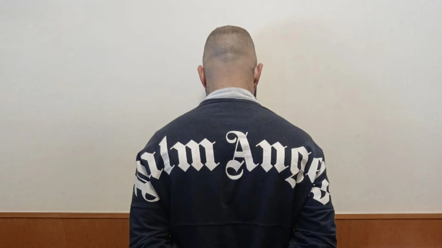 قتله أمام أولاده وفر هاربا.. وقوى الأمن بالمرصاد