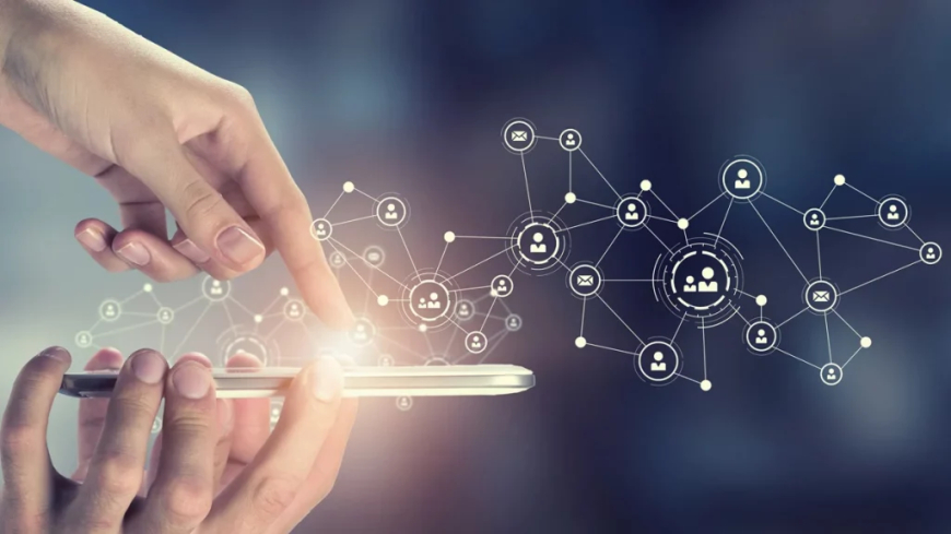 نقل صانع محتوى شهير إلى المستشفى بعد تعرضه لجرعة زائدة خلال بث مباشر!