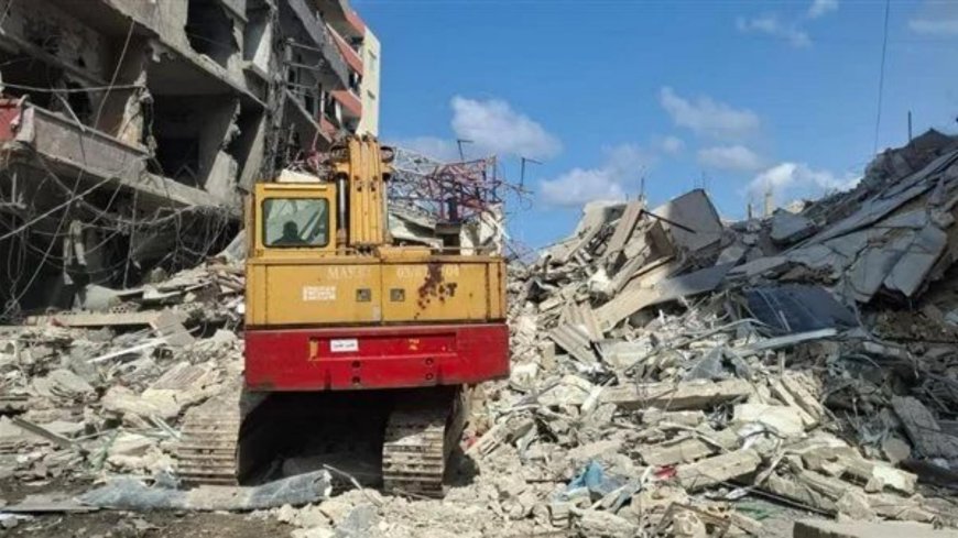 عمليات رفع الأنقاض متواصلة في صور