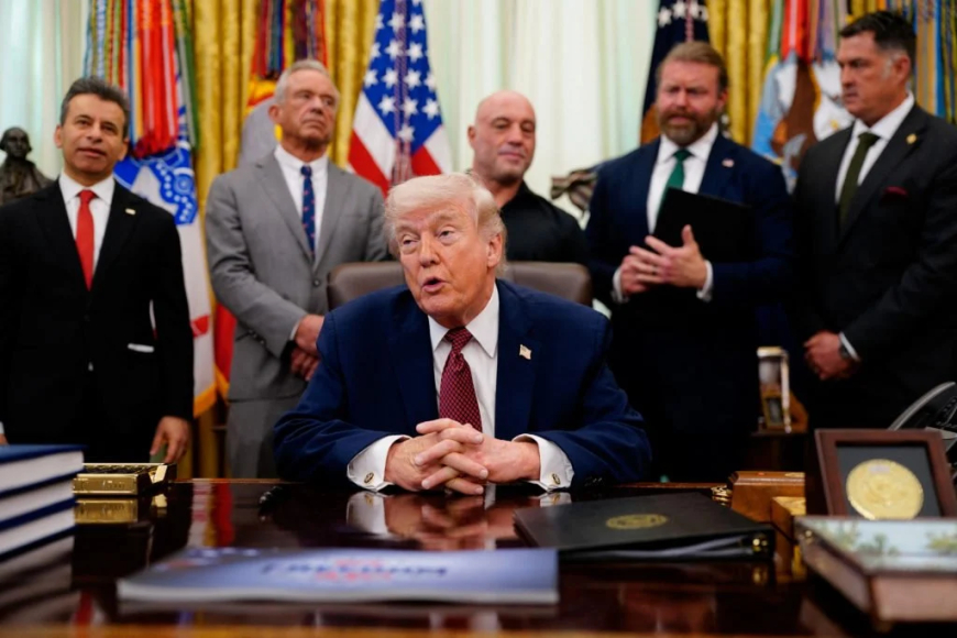 ترامب يحذر ايران.. اذا انتهت الهدنة بلا اتفاق القنابل ستنهمر