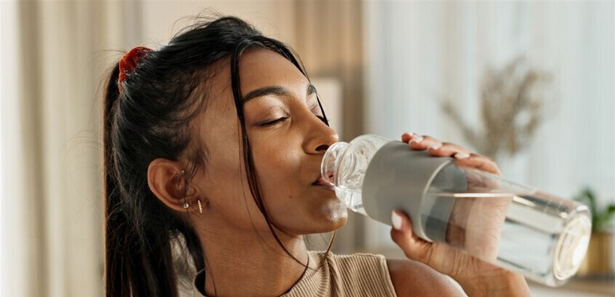 اذا شربنا الماء بانتظام.. هذا ما يحصل في جسمنا