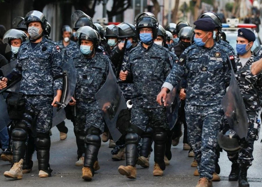 سلب دراجة آلية.. وتوقيفات