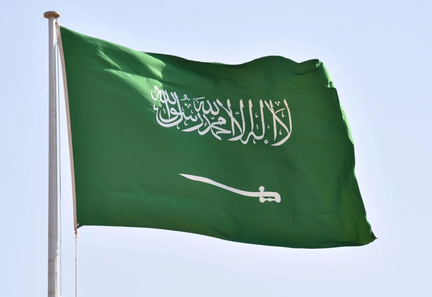 ما هدف الجولة السعودبة في بيروت؟