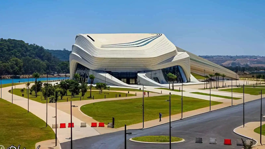 افتتاح أسطوري لـ المسرح الملكي بالرباط… تحفة زها حديد تضع المغرب على خارطة الثقافة العالمية