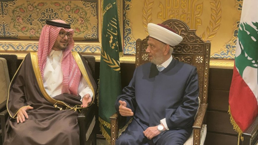 دريان يلتقي بخاري: لإيجاد تسوية تضمن الاستقرار