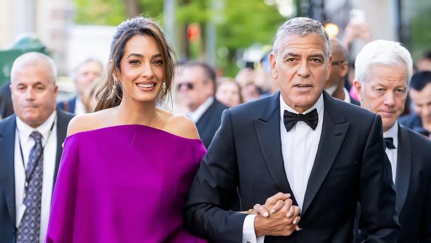 جورج وأمل كلوني يتألقان في ليلة تكريمه بنيويورك… حضور ساحر على السجادة الحمراء