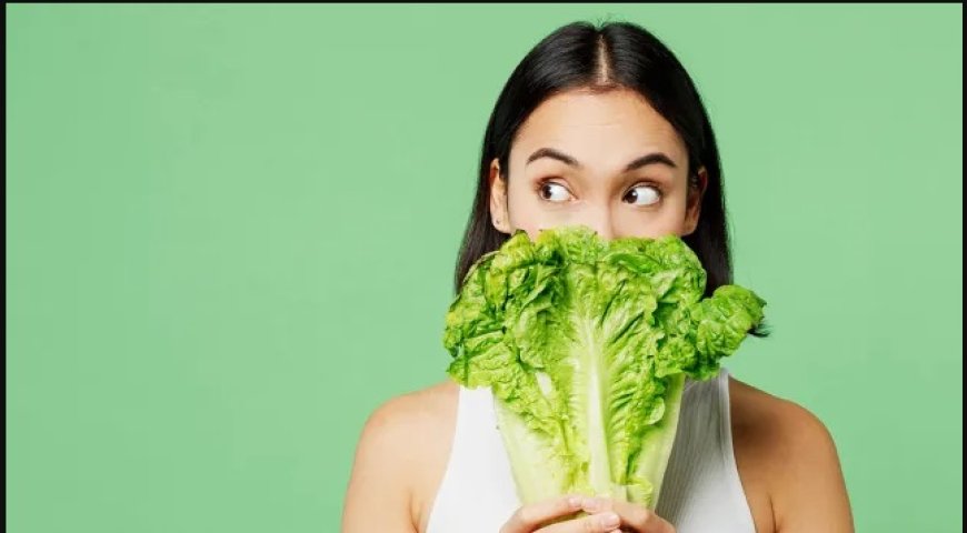 ينصح بتناولها ضمن النظام الغذائي اليومي.. اليكم فوائد الخس