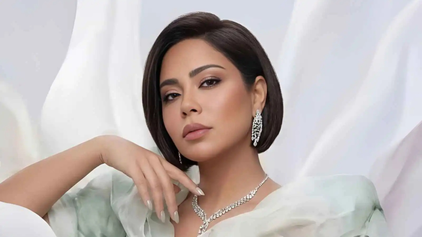 “شيرين تعود من الصمت… وحفل مرتقب يشعل البداية!