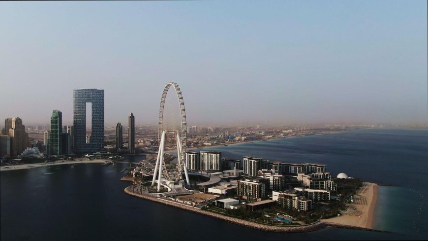 عين دبي: تجربة بانورامية تخطف الأنفاس… كل ما تحتاج معرفته عن الزيارة والأسعار