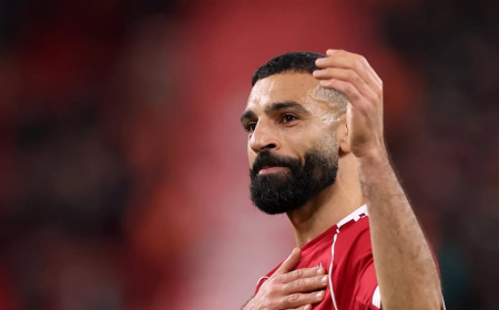 كيف علق محمد صلاح عنلى قرار الرحيل عن ليفربول؟