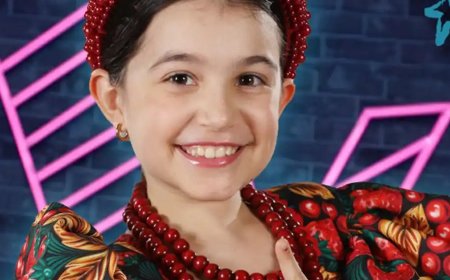 من هي إيميليا جبر؟ موهبة “ذا فويس كيدز” التي أسرت الجمهور بصوتها العفوي