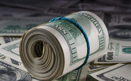 مناوشات الولايات المتحدة وايران ترفع سعر الدولار