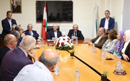 الحجار تفقّد مجمع الأبنية الحكومية في شحيم والتقى المجلس البلدي والمخاتير