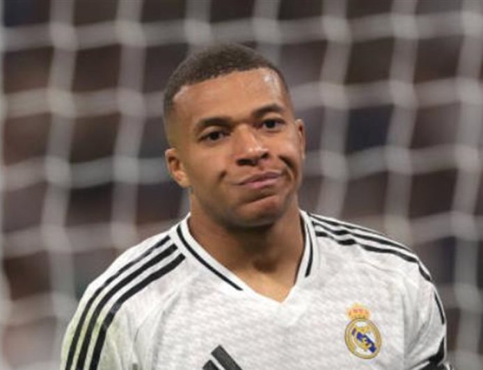 توتر داخل ريال مدريد.. والسبب مبابي