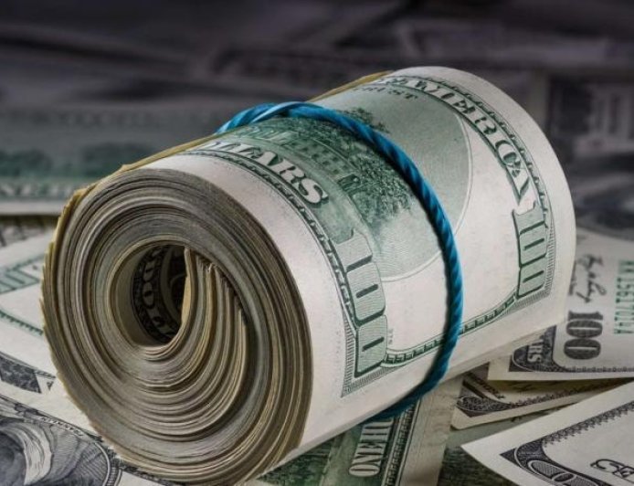 مناوشات الولايات المتحدة وايران ترفع سعر الدولار