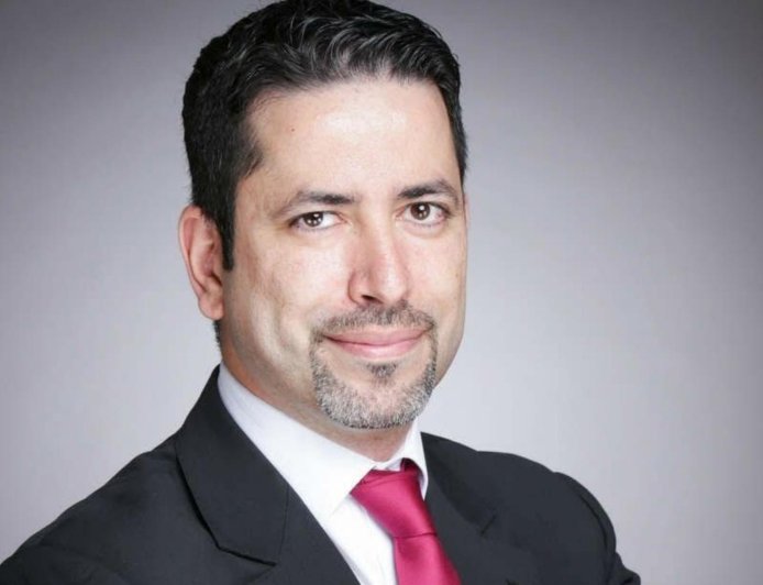من هو محمد صفوت رسلان حاكم المركزي السوري الجديد؟