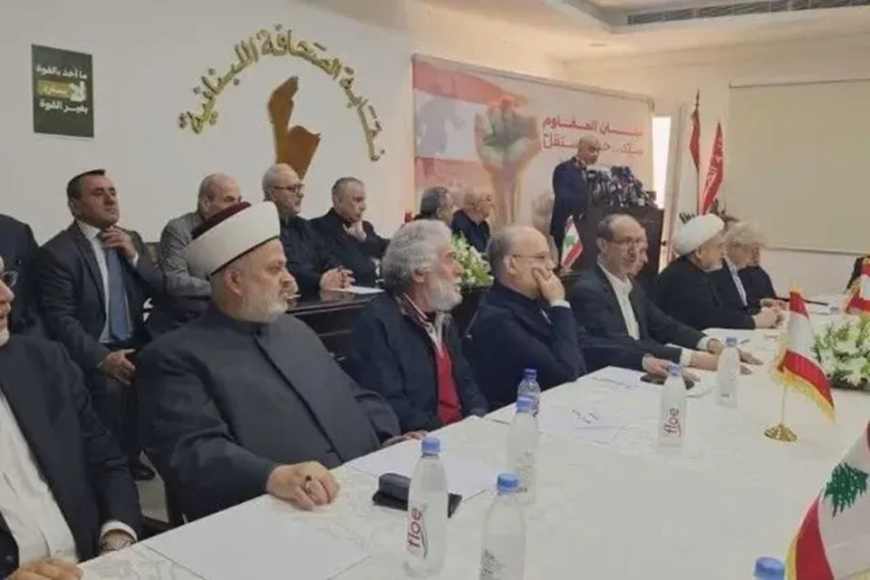 "الحزب" وحيدًا... "آية الله" في عزلته